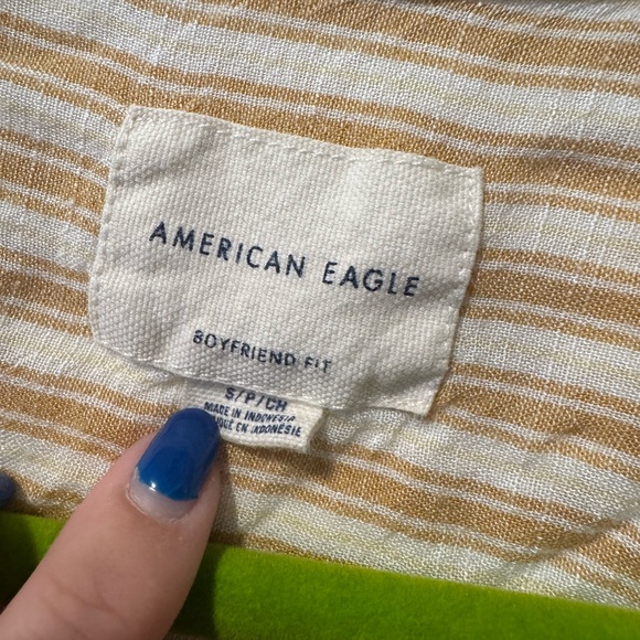 AE button up - Picture 3 of 3